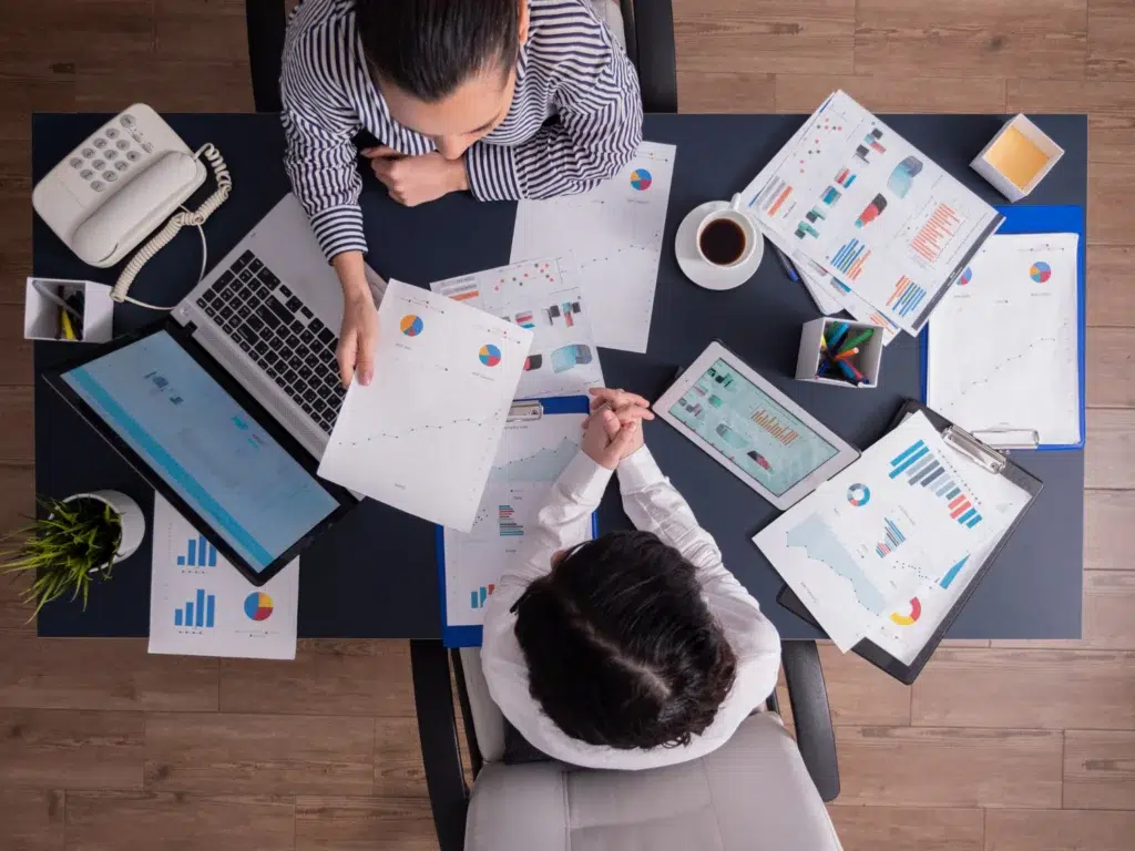 equipo que organiza la matriz de riesgos de la empresa